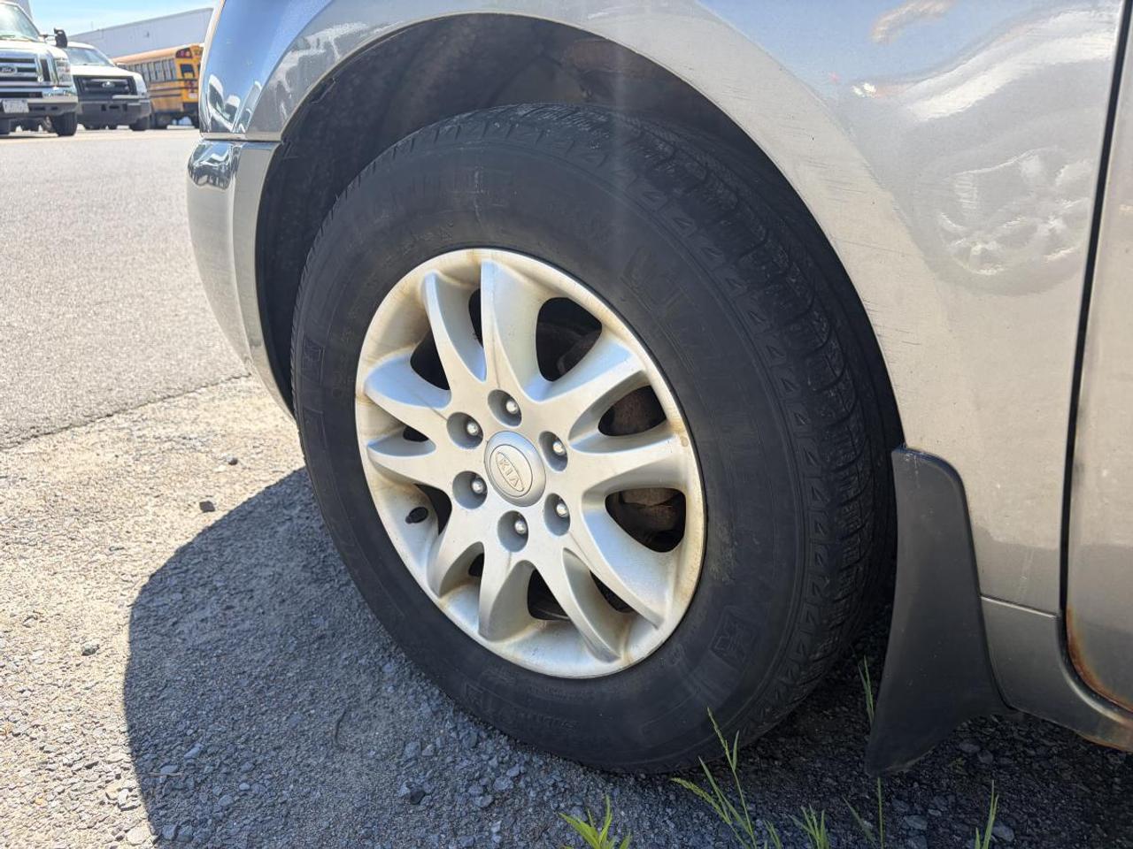 2010 Kia Sedona EX Photo