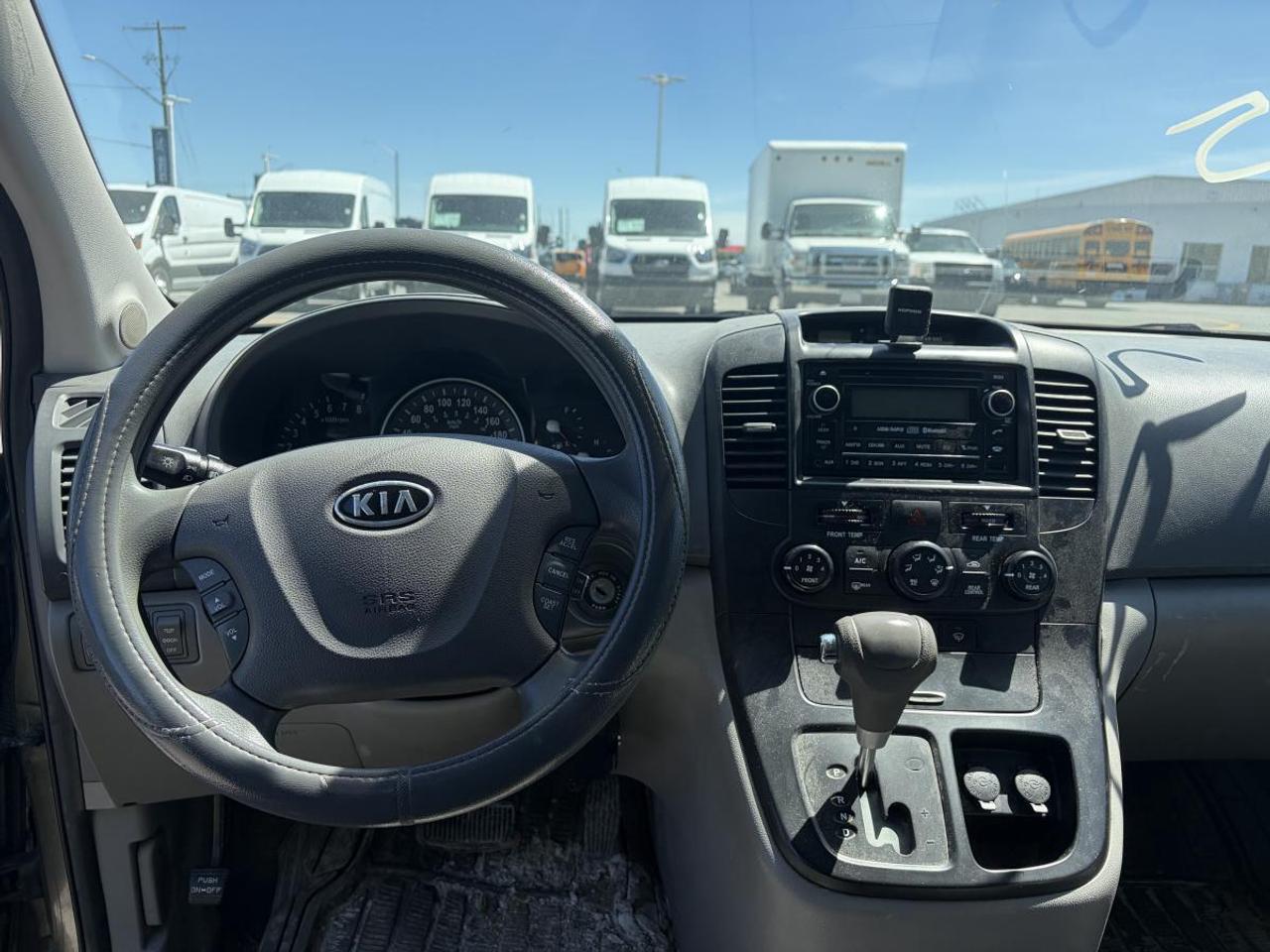 2010 Kia Sedona EX Photo