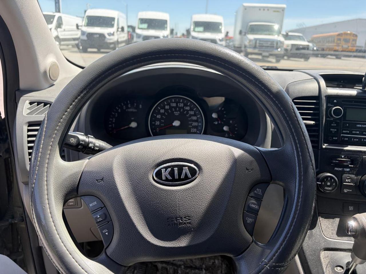2010 Kia Sedona EX Photo