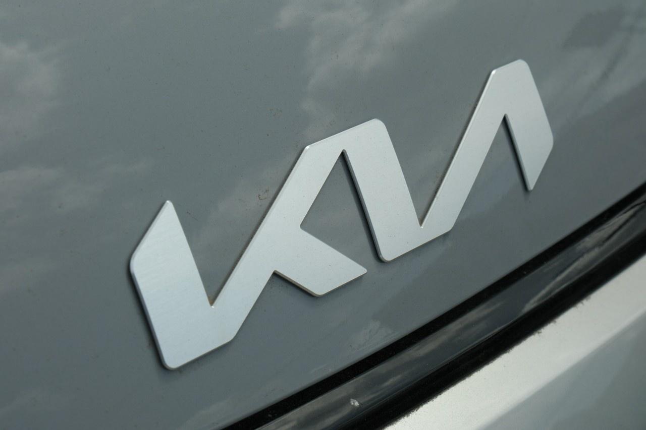 2026 Kia Sportage Hybrid EX Premium AWD Photo