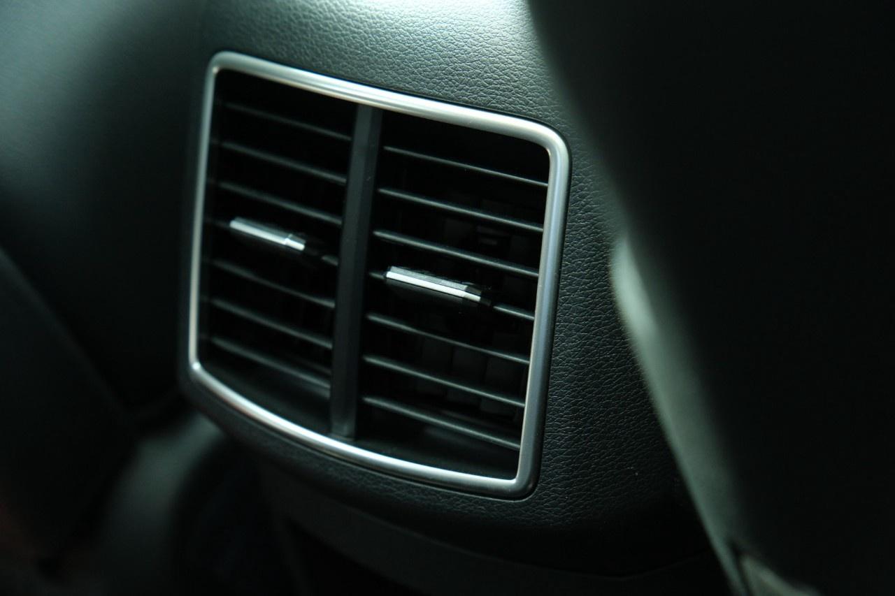 2026 Kia Sportage Hybrid EX Premium AWD Photo