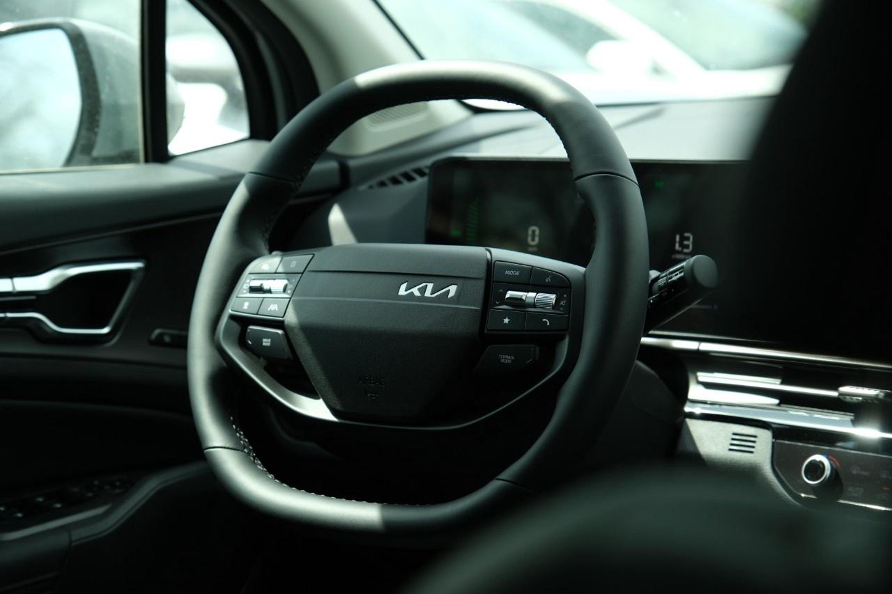 2026 Kia Sportage Hybrid EX Premium AWD Photo