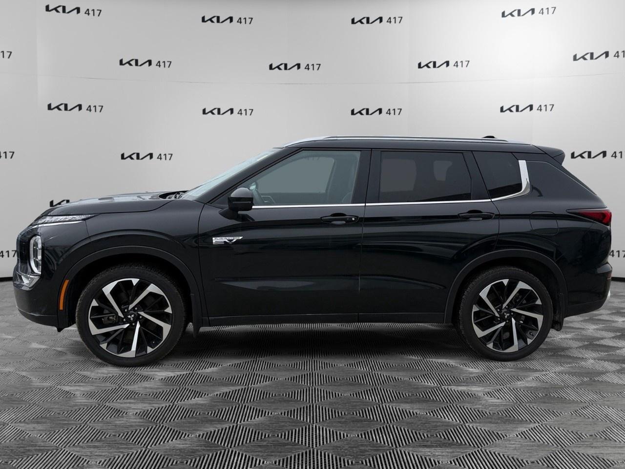 2024 Mitsubishi Outlander Plug-In Hybrid SEL S-AWC Photo