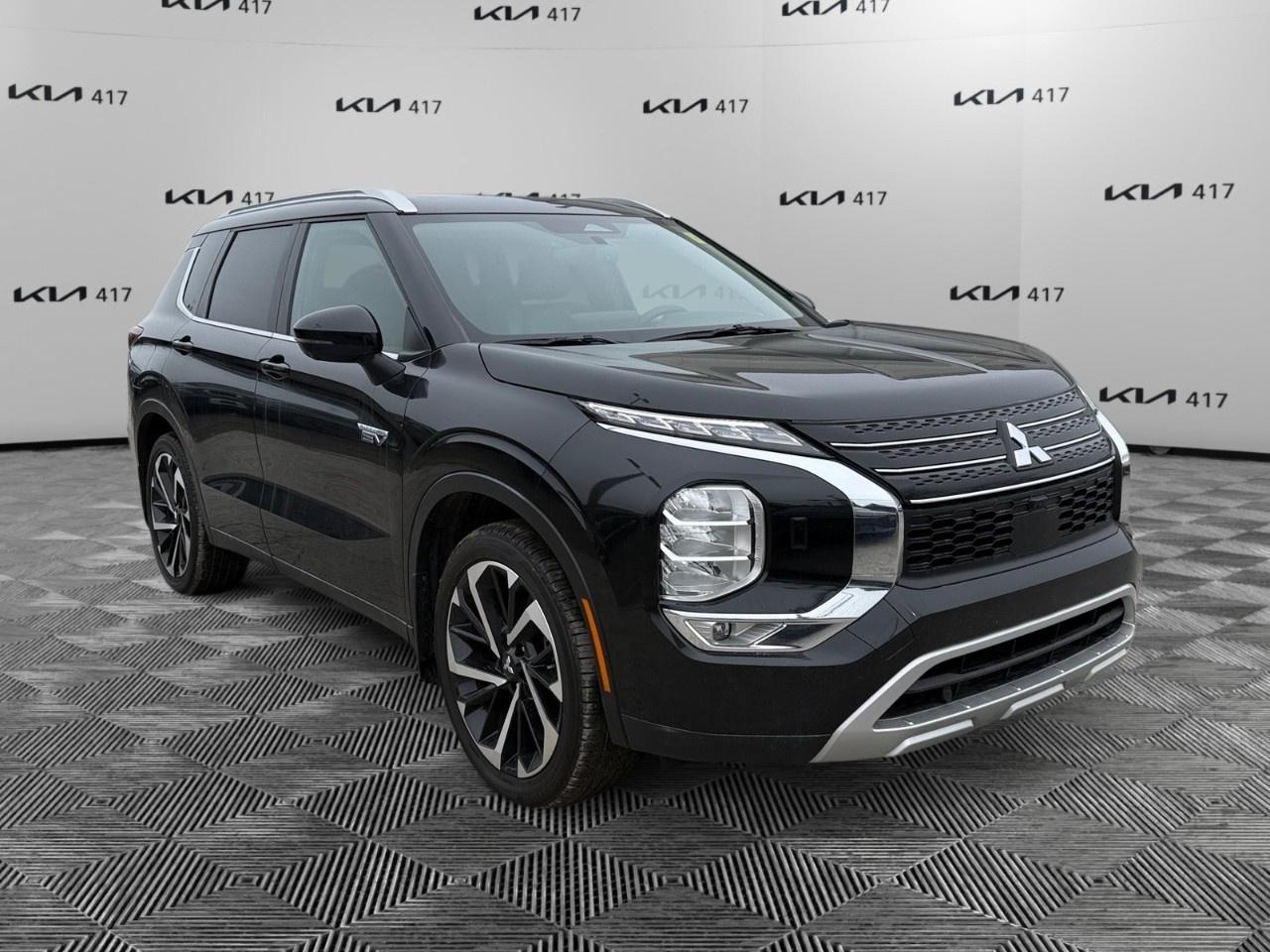 2024 Mitsubishi Outlander Plug-In Hybrid SEL S-AWC Photo