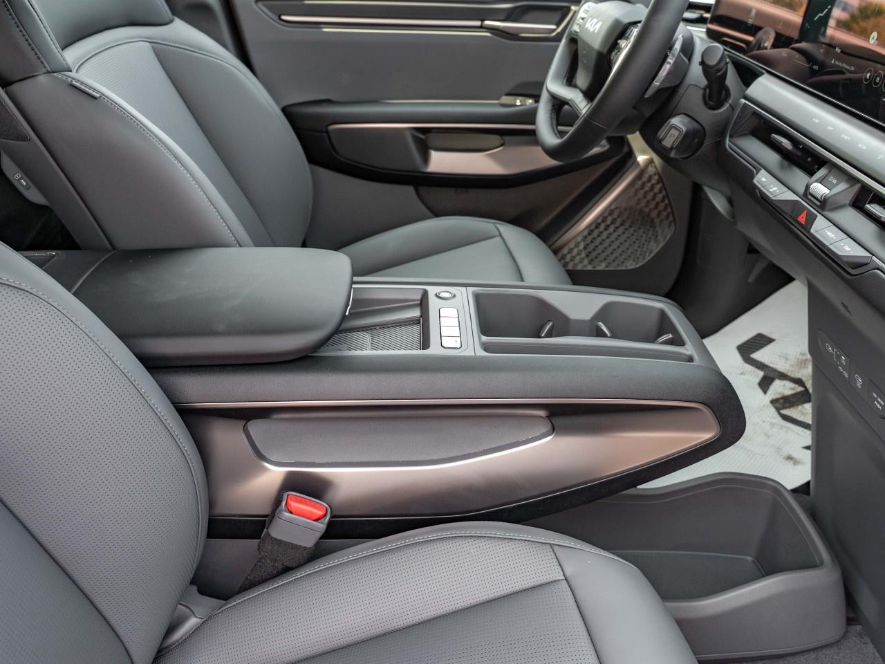 2026 Kia EV9 Land AWD Photo