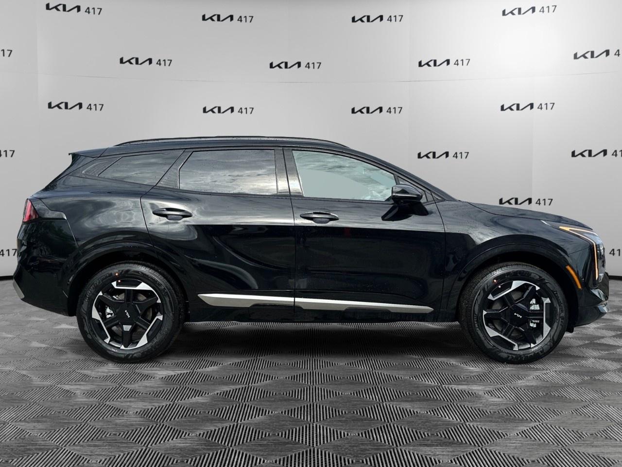 2026 Kia Sportage Hybrid SX AWD w/Red Interior Photo