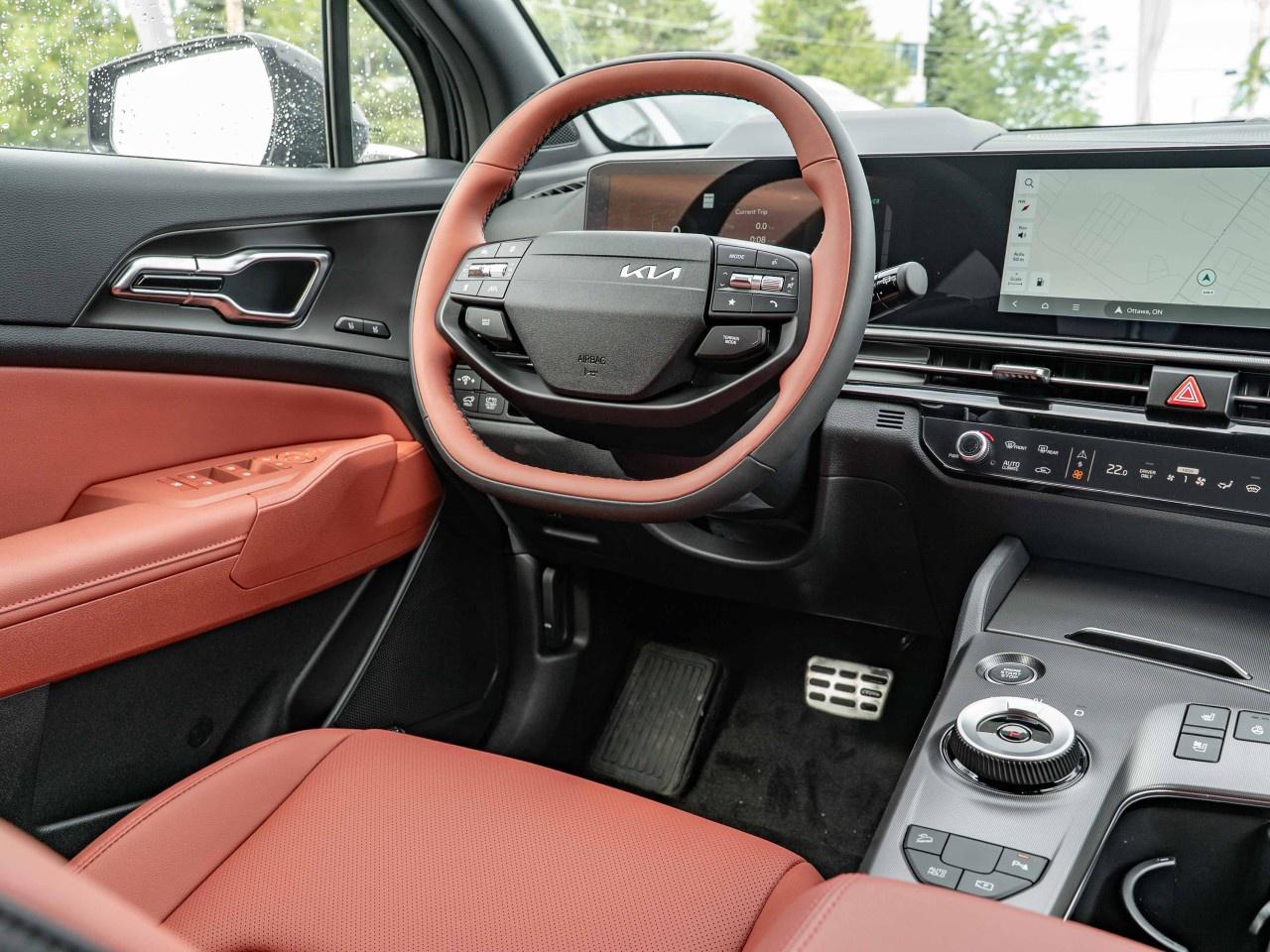 2026 Kia Sportage Hybrid SX AWD w/Red Interior Photo