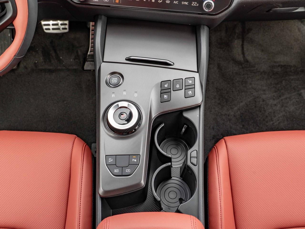 2026 Kia Sportage Hybrid SX AWD w/Red Interior Photo