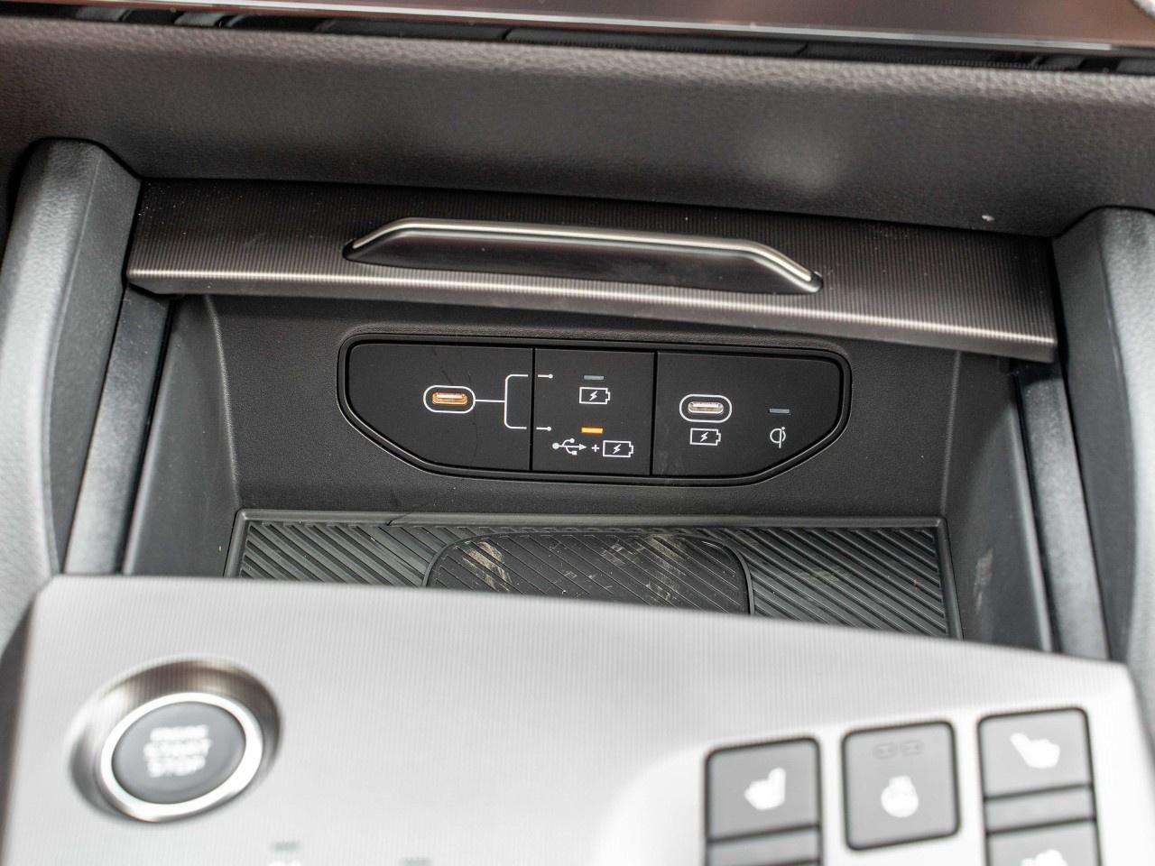 2026 Kia Sportage Hybrid SX AWD w/Red Interior Photo
