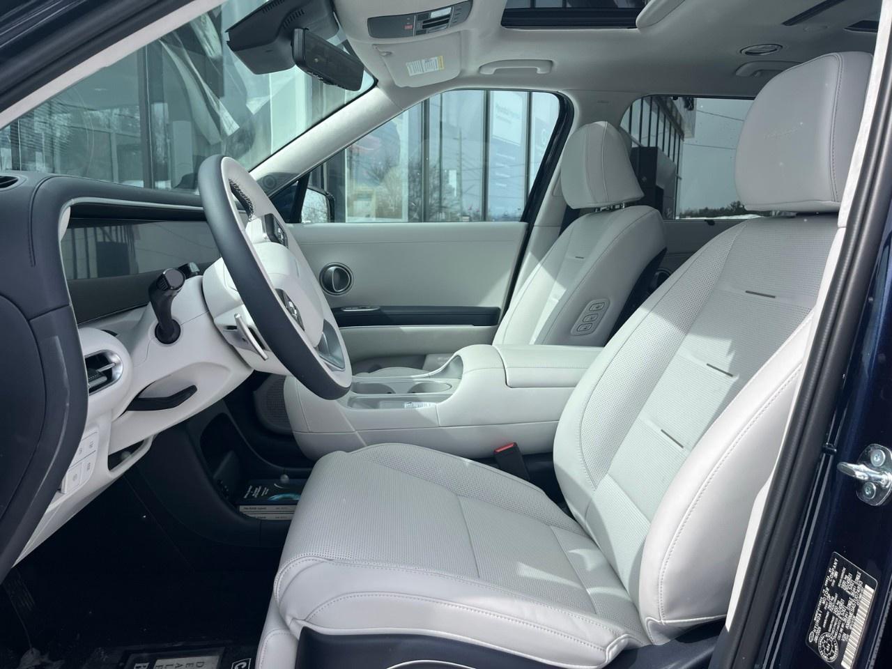 2026 Hyundai Palisade Hybrid Ultimate Calligraphy AWD Photo