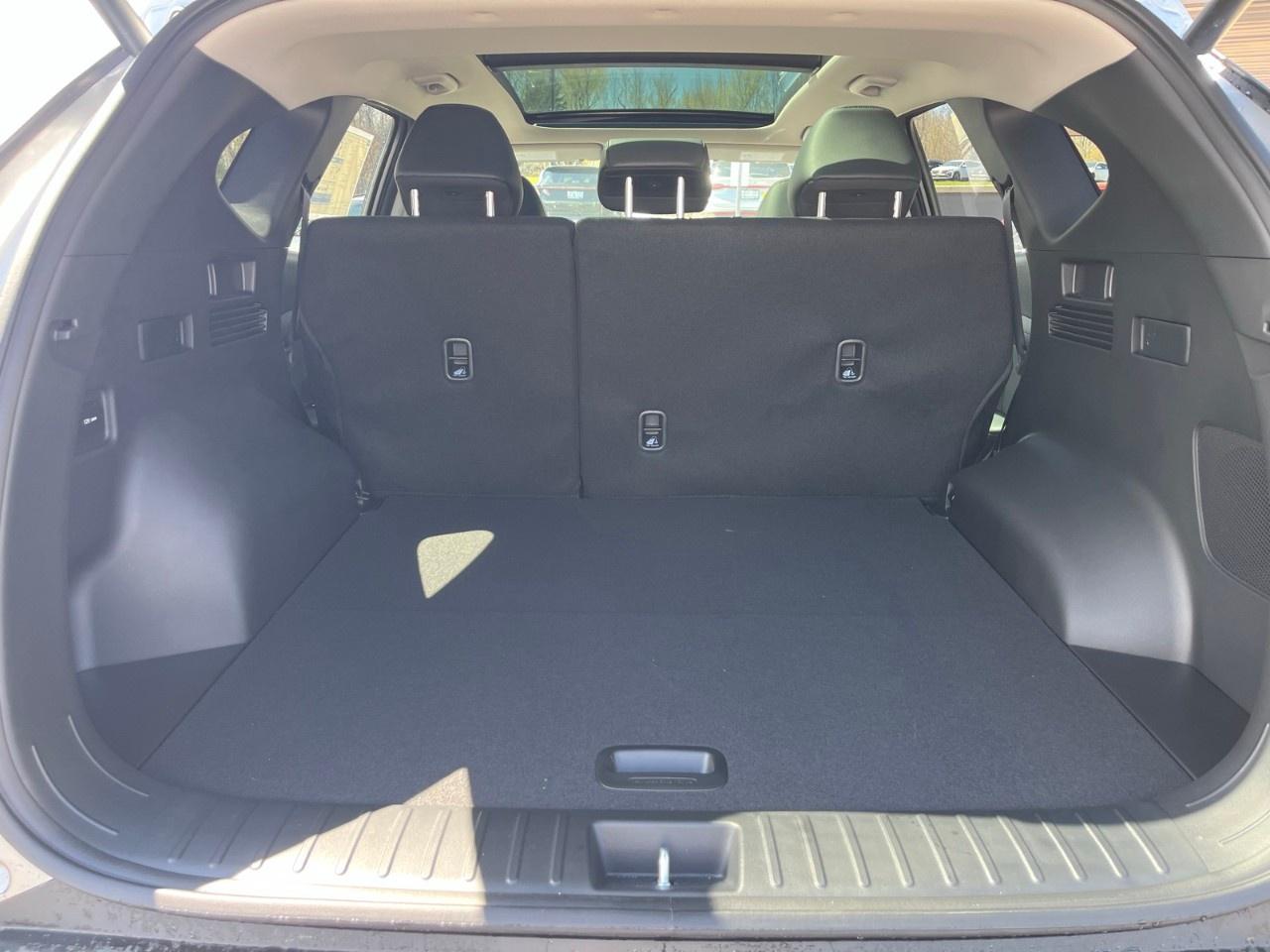 2026 Hyundai Tucson Hybrid Ultimate AWD Photo