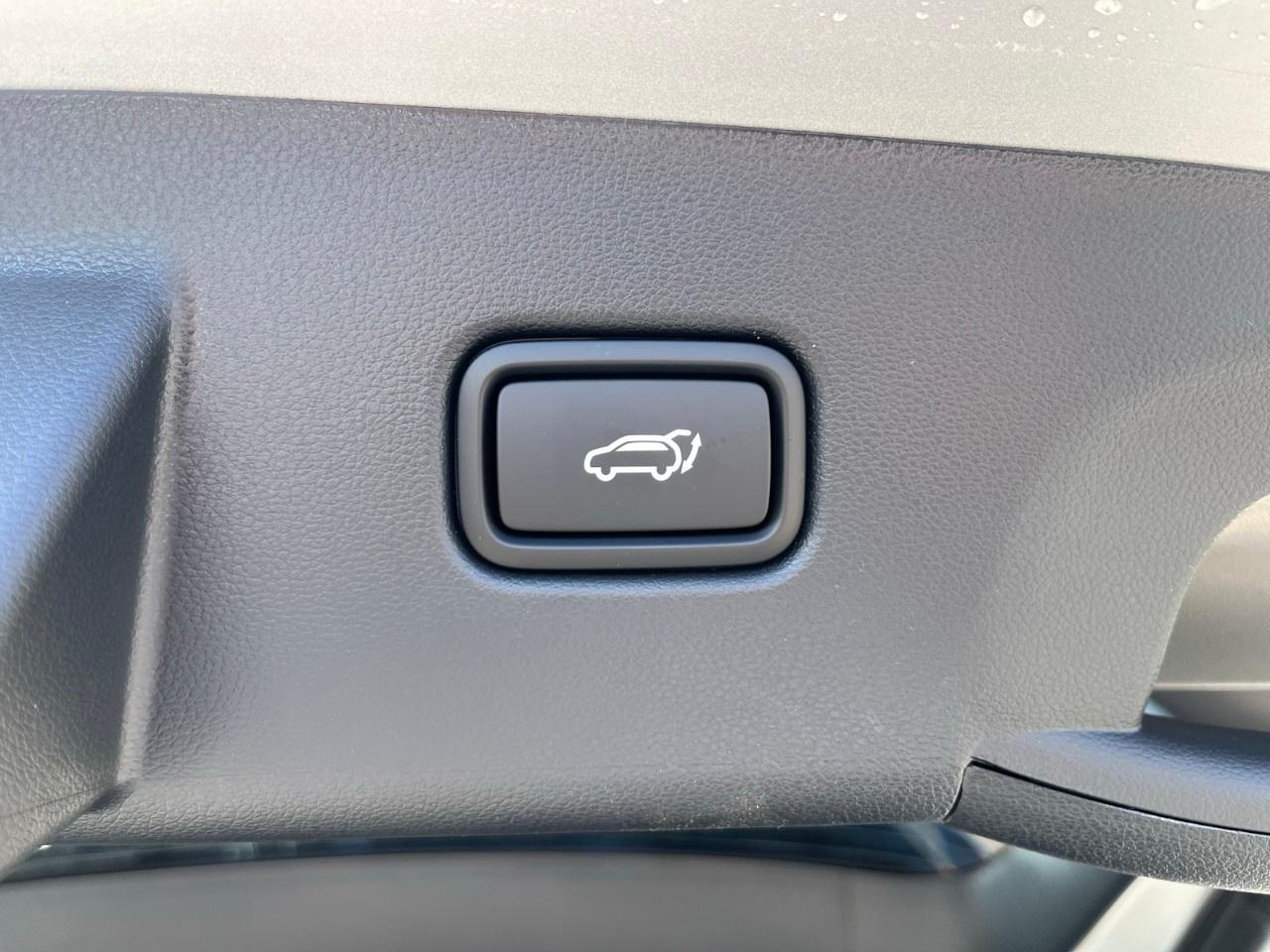 2026 Hyundai Tucson Hybrid Ultimate AWD Photo