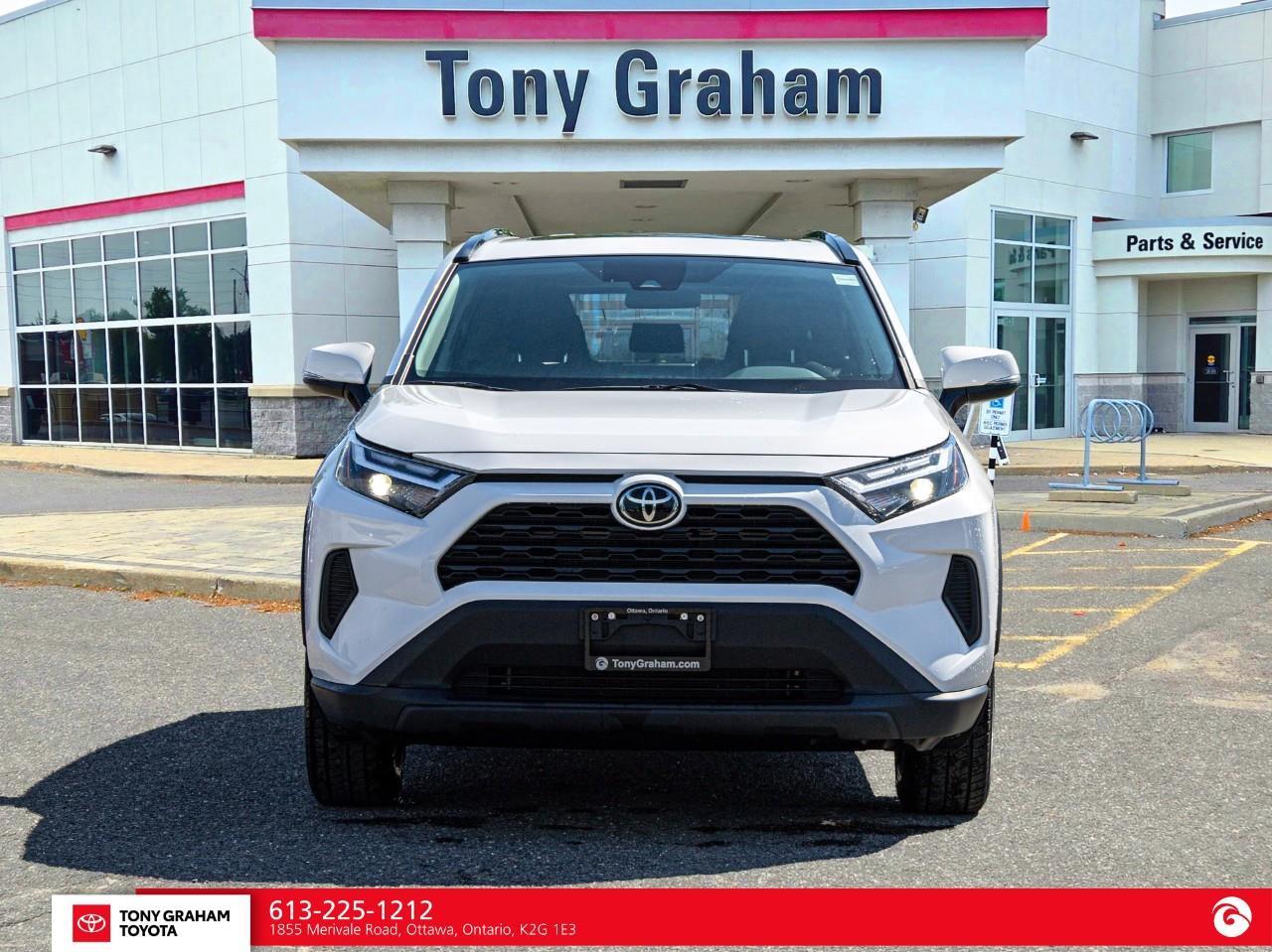 2024 Toyota RAV4 XLE Photo