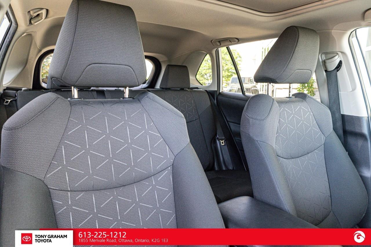 2024 Toyota RAV4 XLE Photo