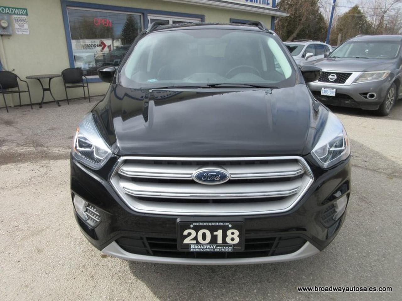 2018 Ford Escape FOUR-WHEEL DRIVE SEL-VERSION 5 PASSENGER 1.5L - ECO-BOOST.. NAVIGATION.. PANORAMIC SUNROOF.. LEATHER.. HEATED SEATS.. POWER TAILGATE.. Photo4