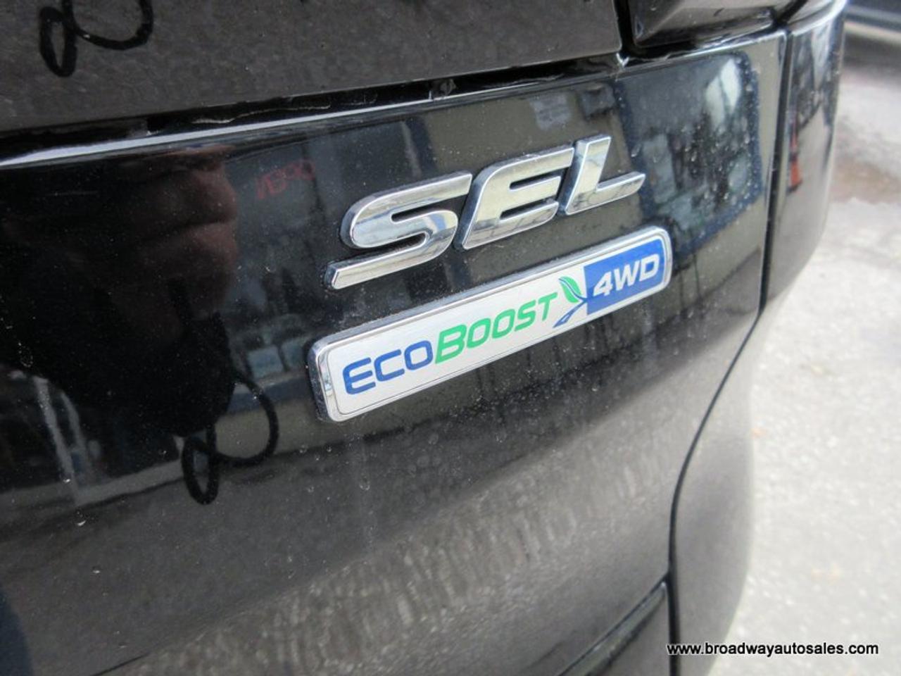 2018 Ford Escape FOUR-WHEEL DRIVE SEL-VERSION 5 PASSENGER 1.5L - ECO-BOOST.. NAVIGATION.. PANORAMIC SUNROOF.. LEATHER.. HEATED SEATS.. POWER TAILGATE.. Photo