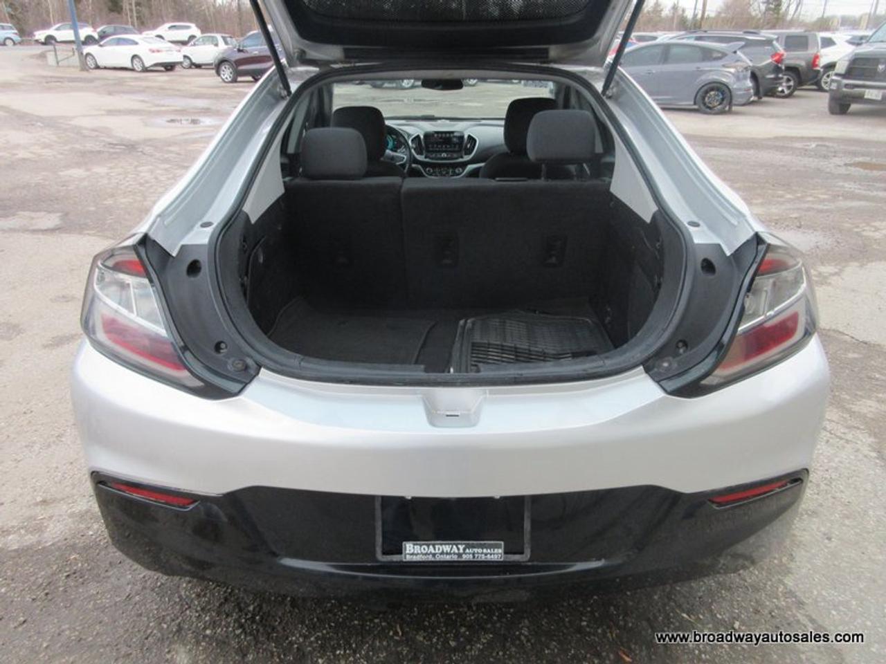 2017 Chevrolet Volt FUEL EFFICIENT LS-MODEL 5 PASSENGER 1.5L - HYBRID... DRIVE-MODE-SELECT.. HEATED SEATS & WHEEL.. BACK-UP CAMERA.. BLUETOOTH SYSTEM.. Photo