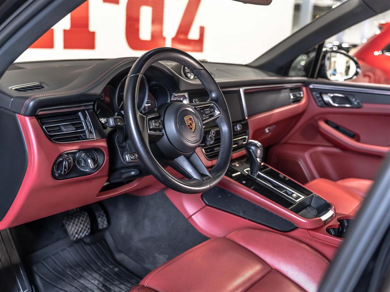2023 Porsche Macan $468 BI WEEKLY $5000 DOWN **SPORT CHRONO PKG|ADAPT CRUISE|360CAM|BLINDSPOT|LOADED Photo