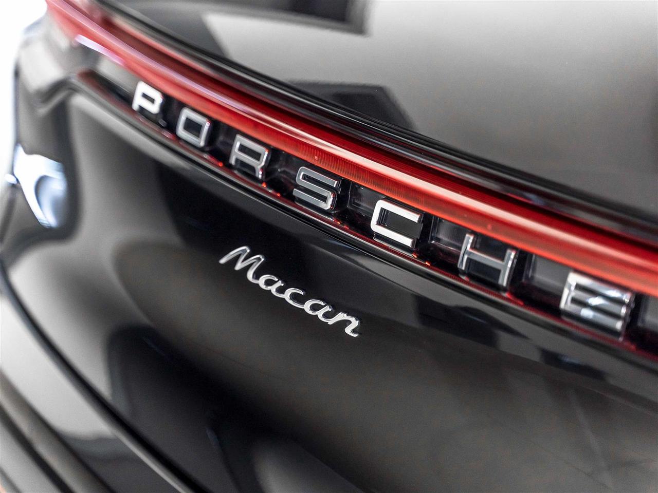 2023 Porsche Macan $468 BI WEEKLY $5000 DOWN **SPORT CHRONO PKG|ADAPT CRUISE|360CAM|BLINDSPOT|LOADED Photo