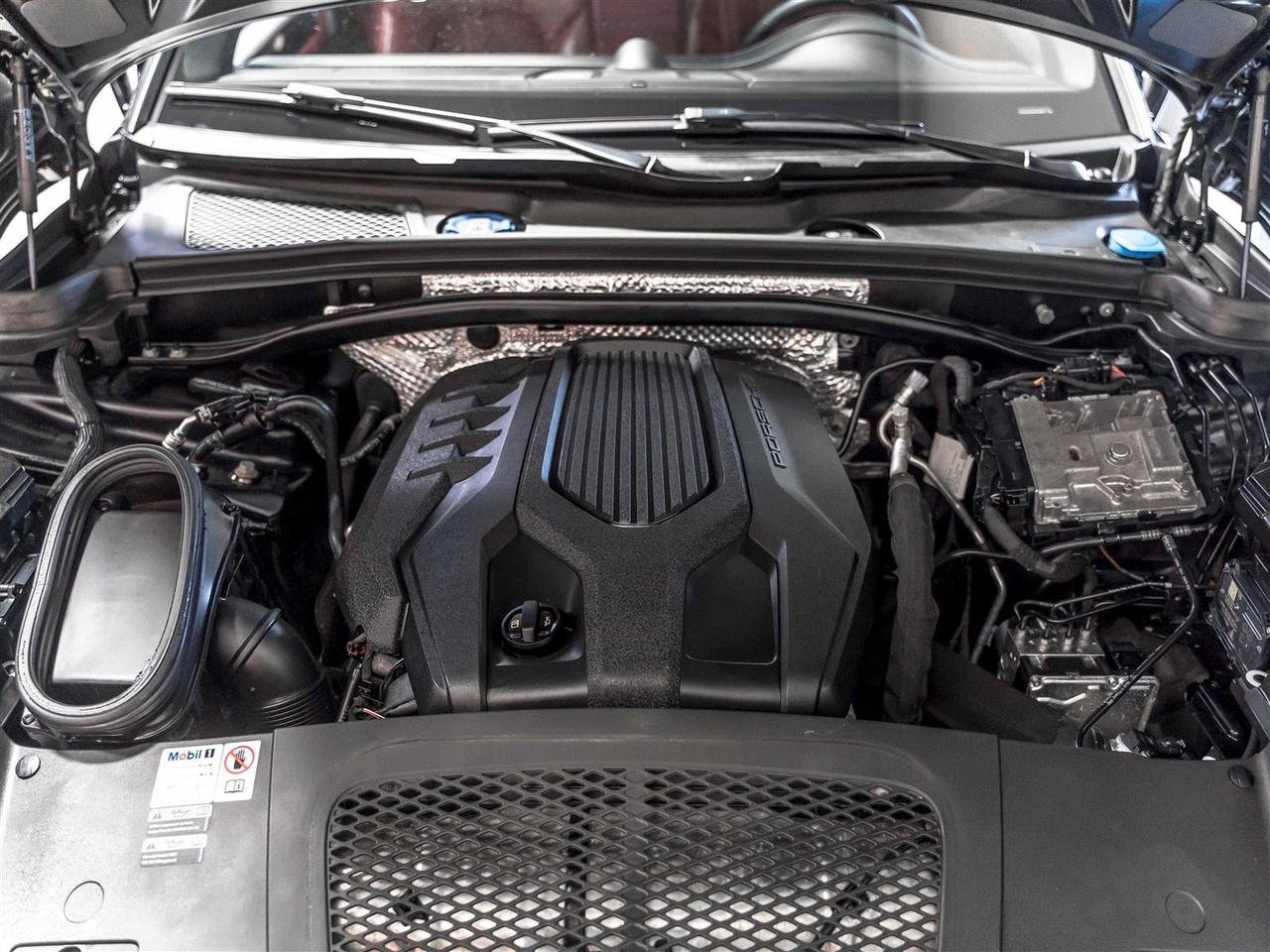 2023 Porsche Macan $468 BI WEEKLY $5000 DOWN **SPORT CHRONO PKG|ADAPT CRUISE|360CAM|BLINDSPOT|LOADED Photo