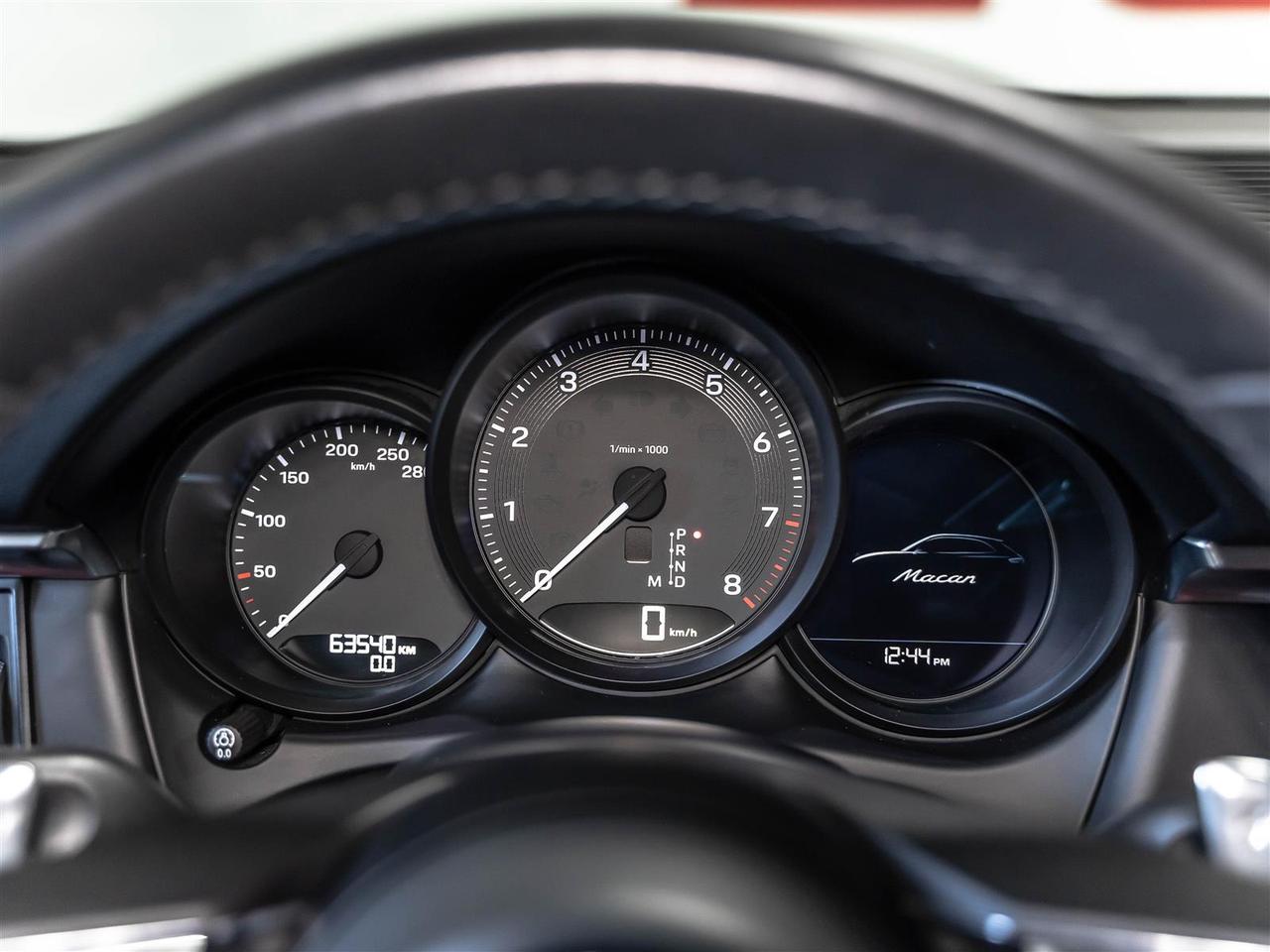 2023 Porsche Macan $468 BI WEEKLY $5000 DOWN **SPORT CHRONO PKG|ADAPT CRUISE|360CAM|BLINDSPOT|LOADED Photo