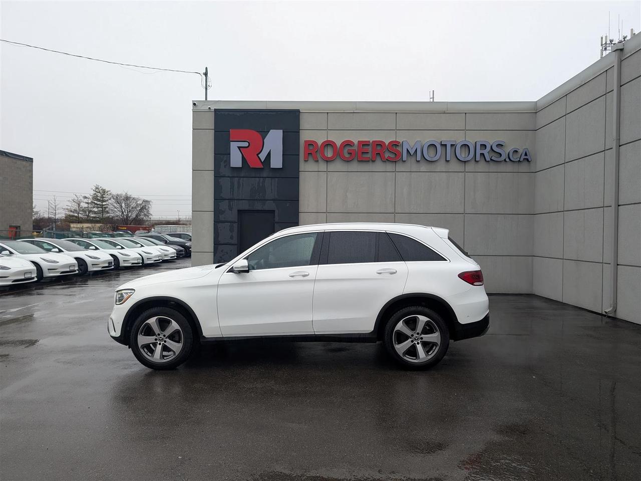 2022 Mercedes-Benz GLC 300 4MATIC - NAVI - PANO ROOF - 360 CAM - TECH FEATURES Photo