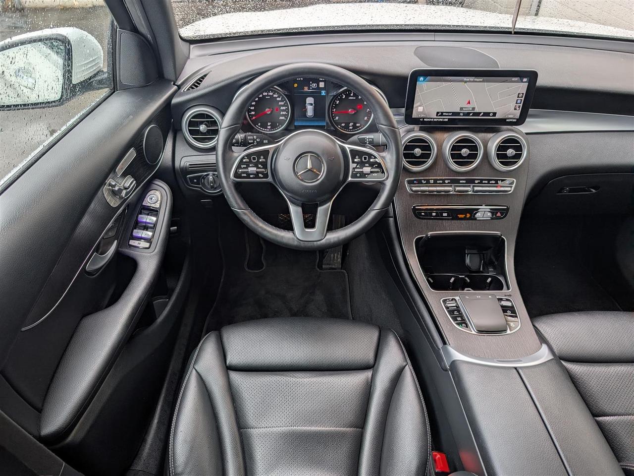 2022 Mercedes-Benz GLC 300 4MATIC - NAVI - PANO ROOF - 360 CAM - TECH FEATURES Photo