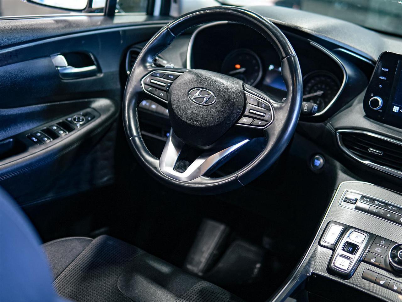 2022 Hyundai Santa Fe PREFERRED AWD | NO ACCIDENTS | BLIND SPOT Photo