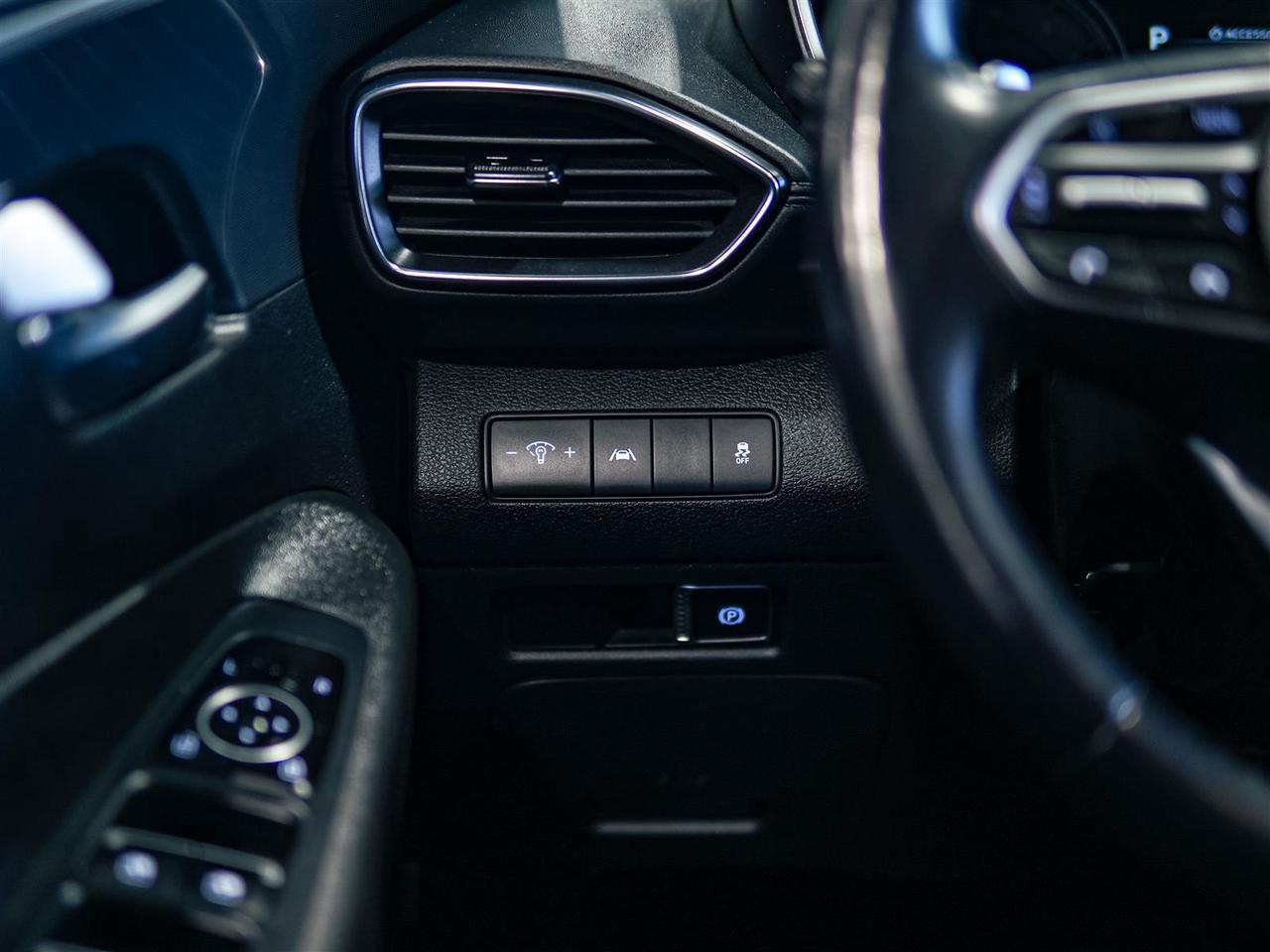 2022 Hyundai Santa Fe PREFERRED AWD | NO ACCIDENTS | BLIND SPOT Photo