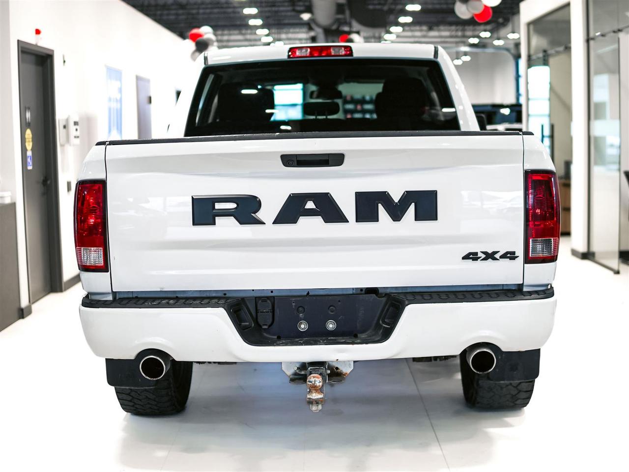 2021 RAM 1500 Classic EXPRESS | CREW | 5.7L V8 | NIGHT PKG | SUB ZERO Photo