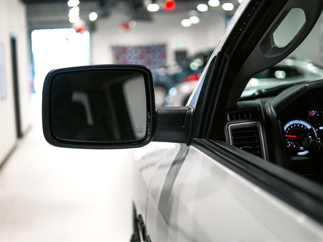 2021 RAM 1500 Classic EXPRESS | CREW | 5.7L V8 | NIGHT PKG | SUB ZERO Photo