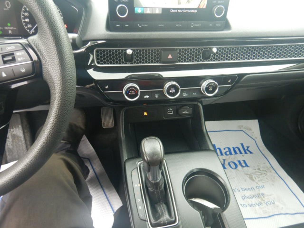 2024 Honda Civic LX-B Photo
