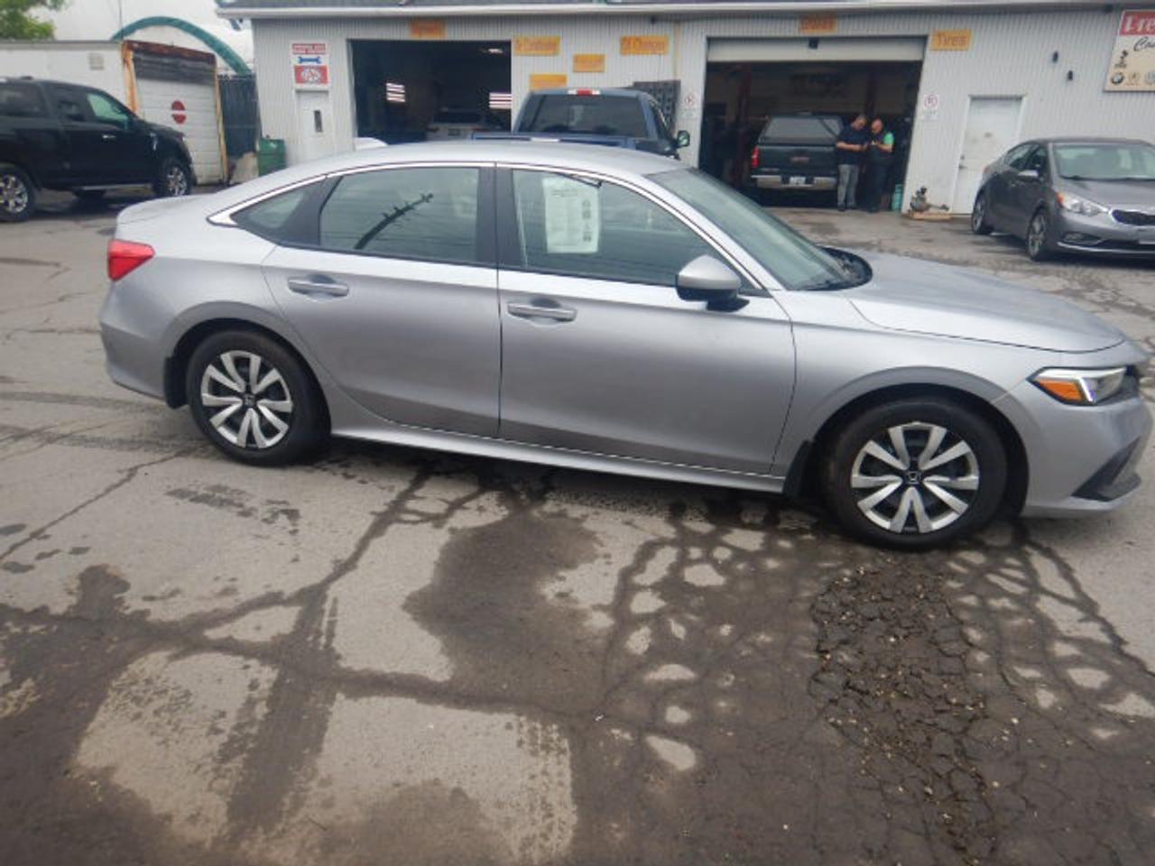 2024 Honda Civic LX-B Photo