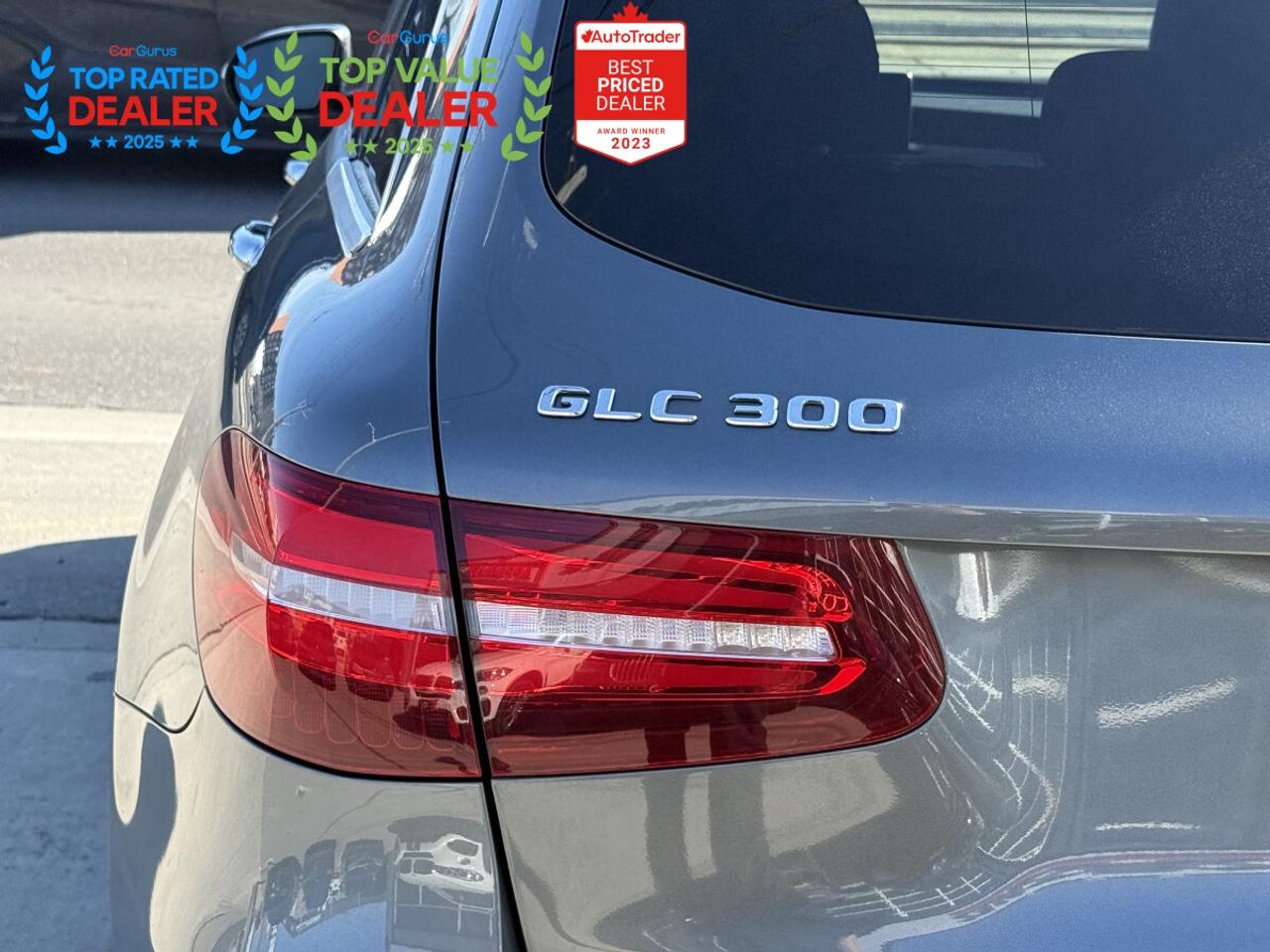 2017 Mercedes-Benz GLC-Class 300 //AMG PKG | PANO | NAVI | LOADED Photo