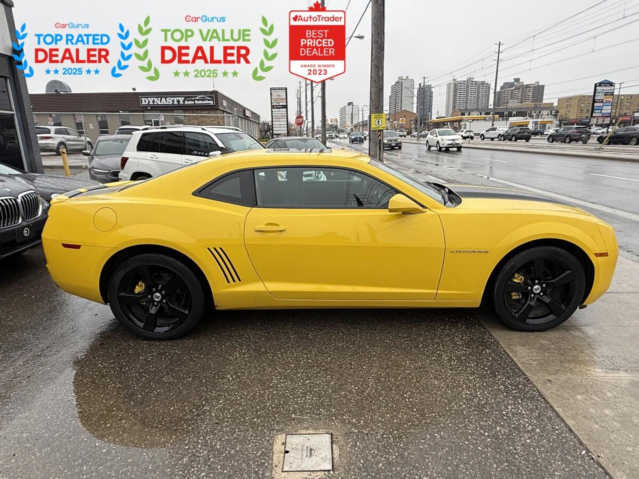 2010 Chevrolet Camaro LT | SUNROOF | 6-SPEED MANUAL | Photo