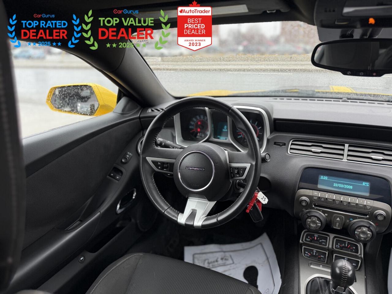 2010 Chevrolet Camaro LT | SUNROOF | 6-SPEED MANUAL | Photo