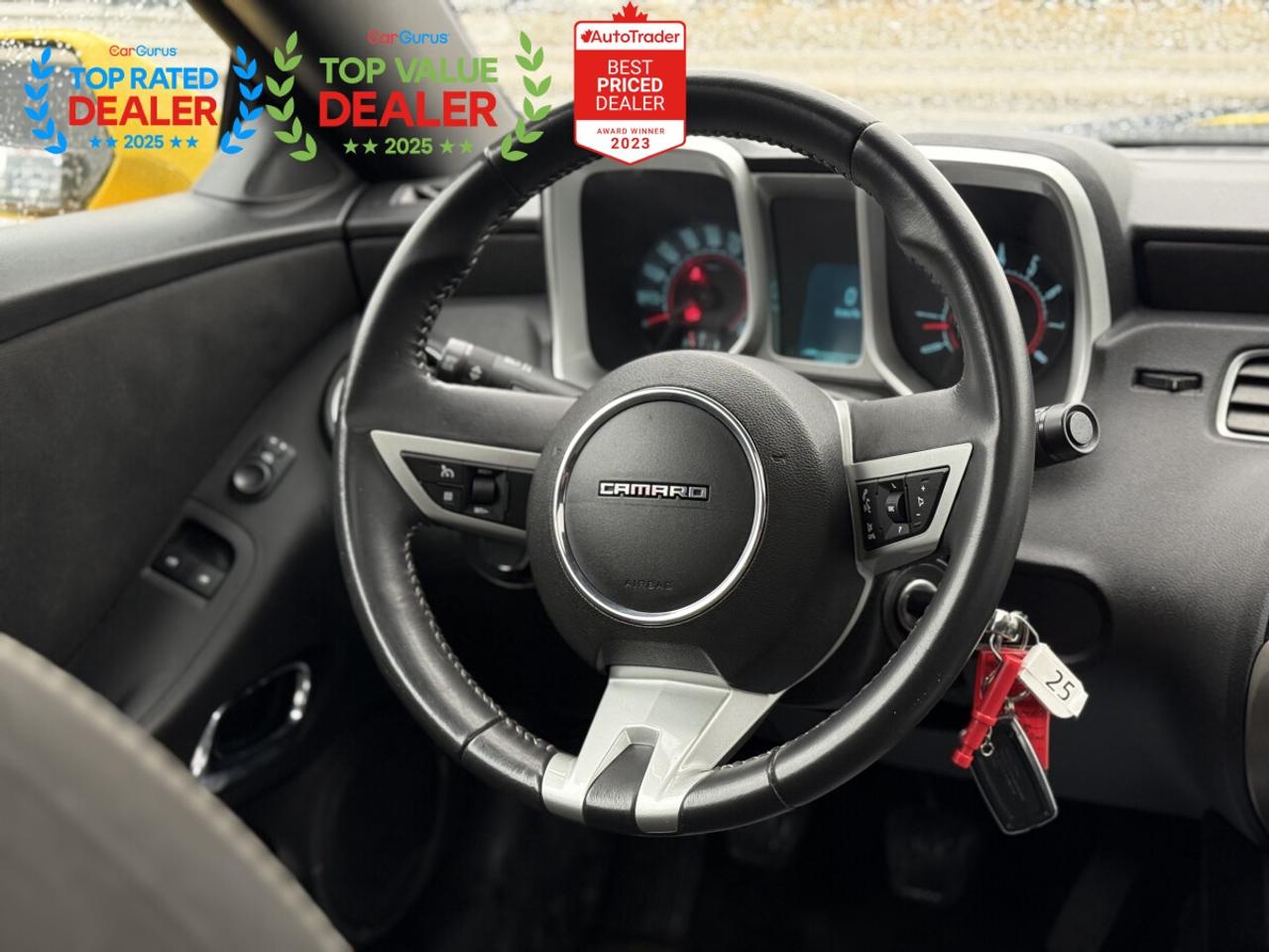 2010 Chevrolet Camaro LT | SUNROOF | 6-SPEED MANUAL | Photo