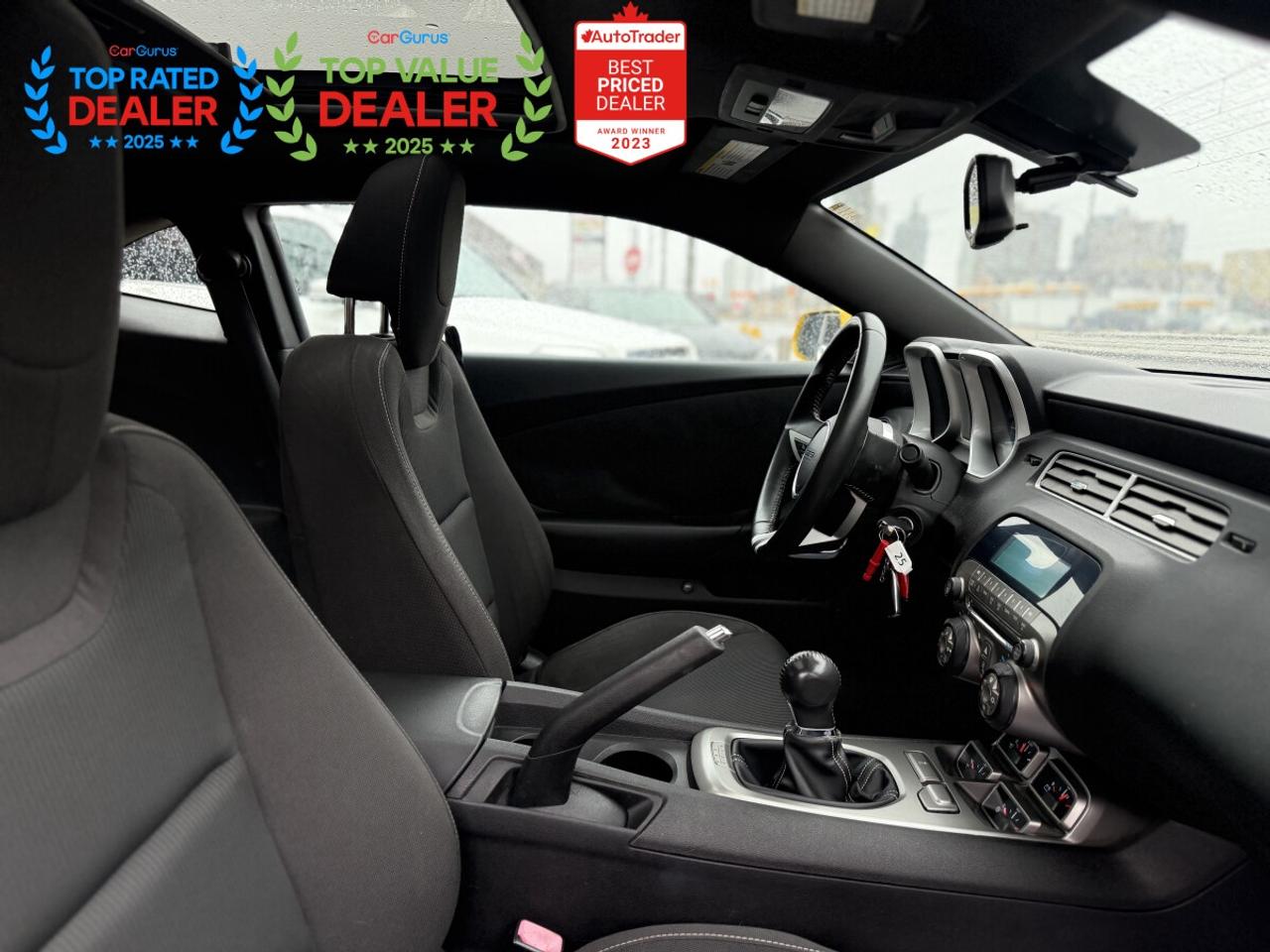 2010 Chevrolet Camaro LT | SUNROOF | 6-SPEED MANUAL | Photo