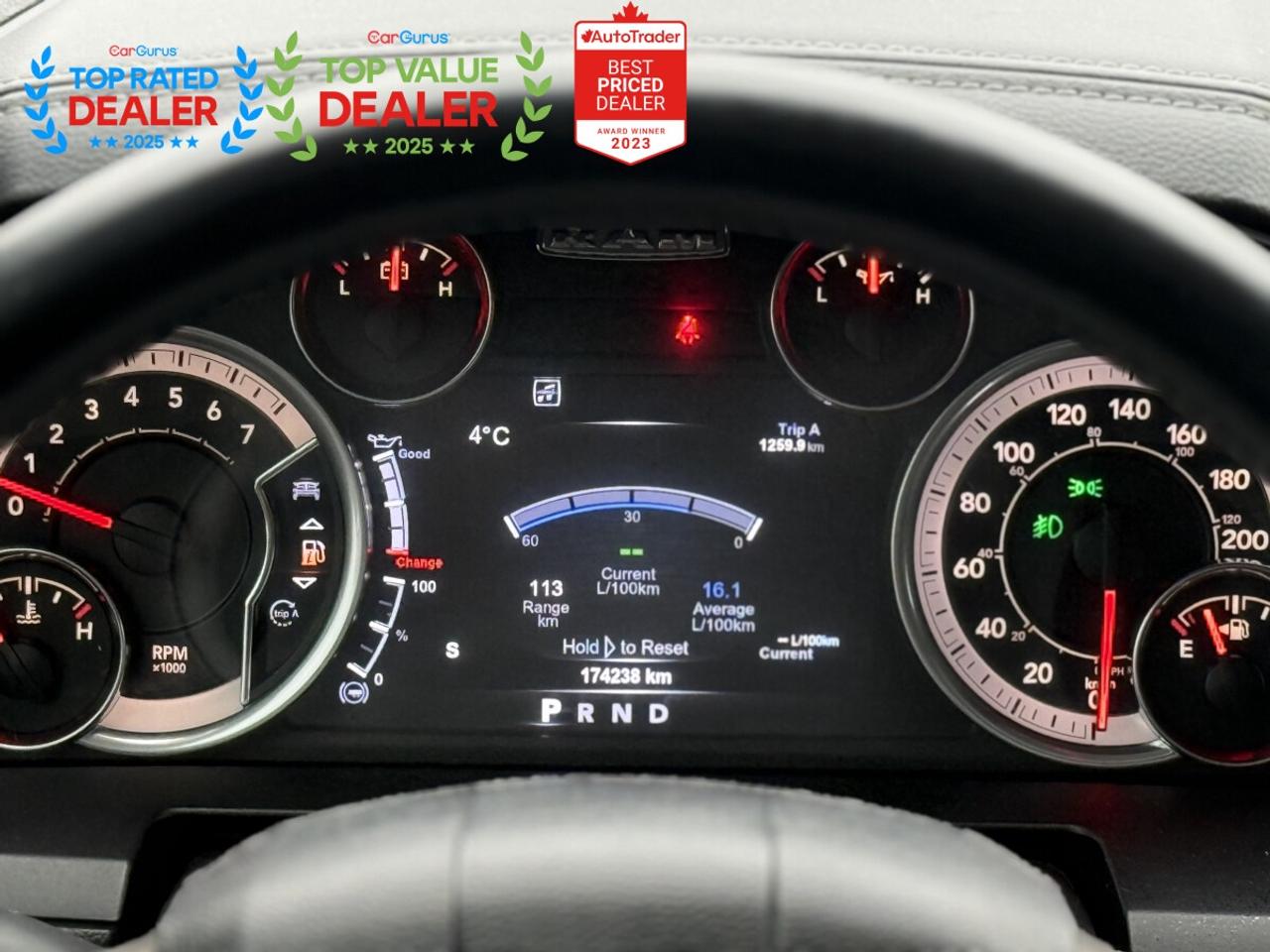 2015 RAM 1500 LARAMIE | 5.7 V8 | SUNROOF | ALPINE | NAVI Photo