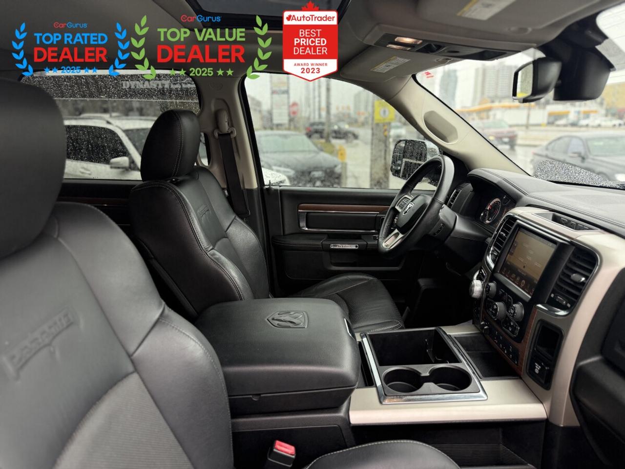 2015 RAM 1500 LARAMIE | 5.7 V8 | SUNROOF | ALPINE | NAVI Photo