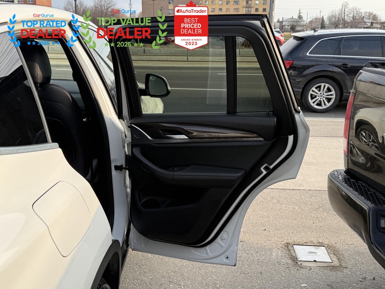 2018 BMW X3 | PREMIUM PKG | PANO | CARPLAY | LOADED Photo