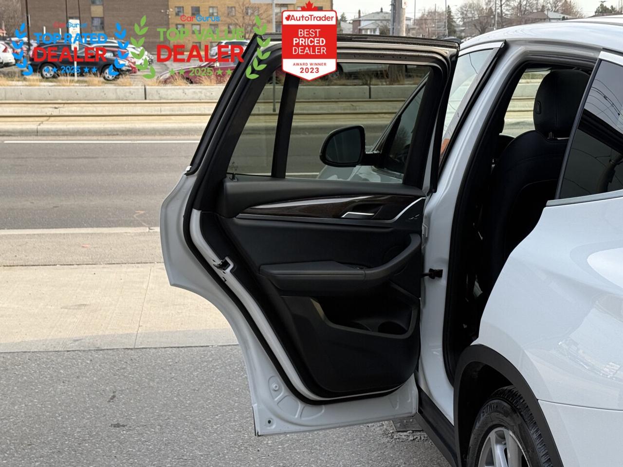 2018 BMW X3 | PREMIUM PKG | PANO | CARPLAY | LOADED Photo