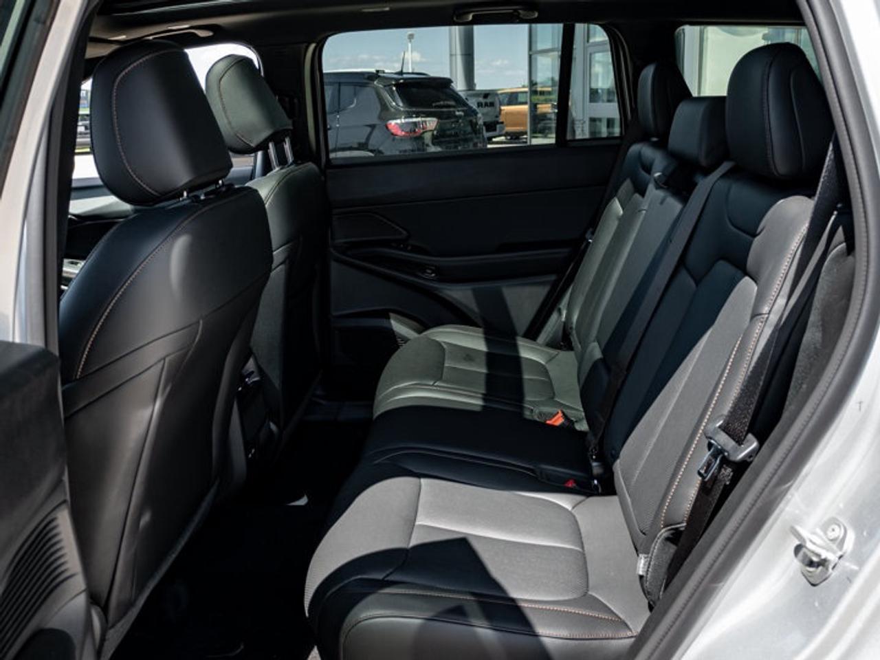 2026 Jeep Cherokee Limited Photo