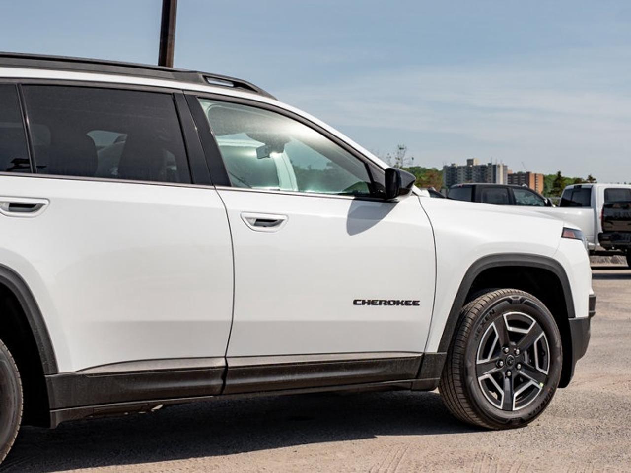 2026 Jeep Cherokee laredo Photo