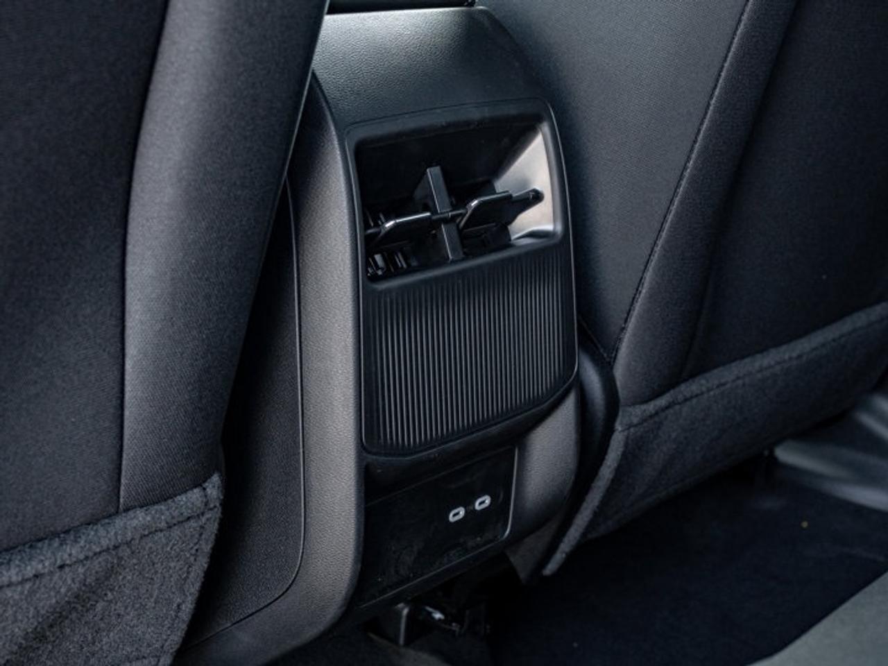 2026 Jeep Cherokee laredo Photo