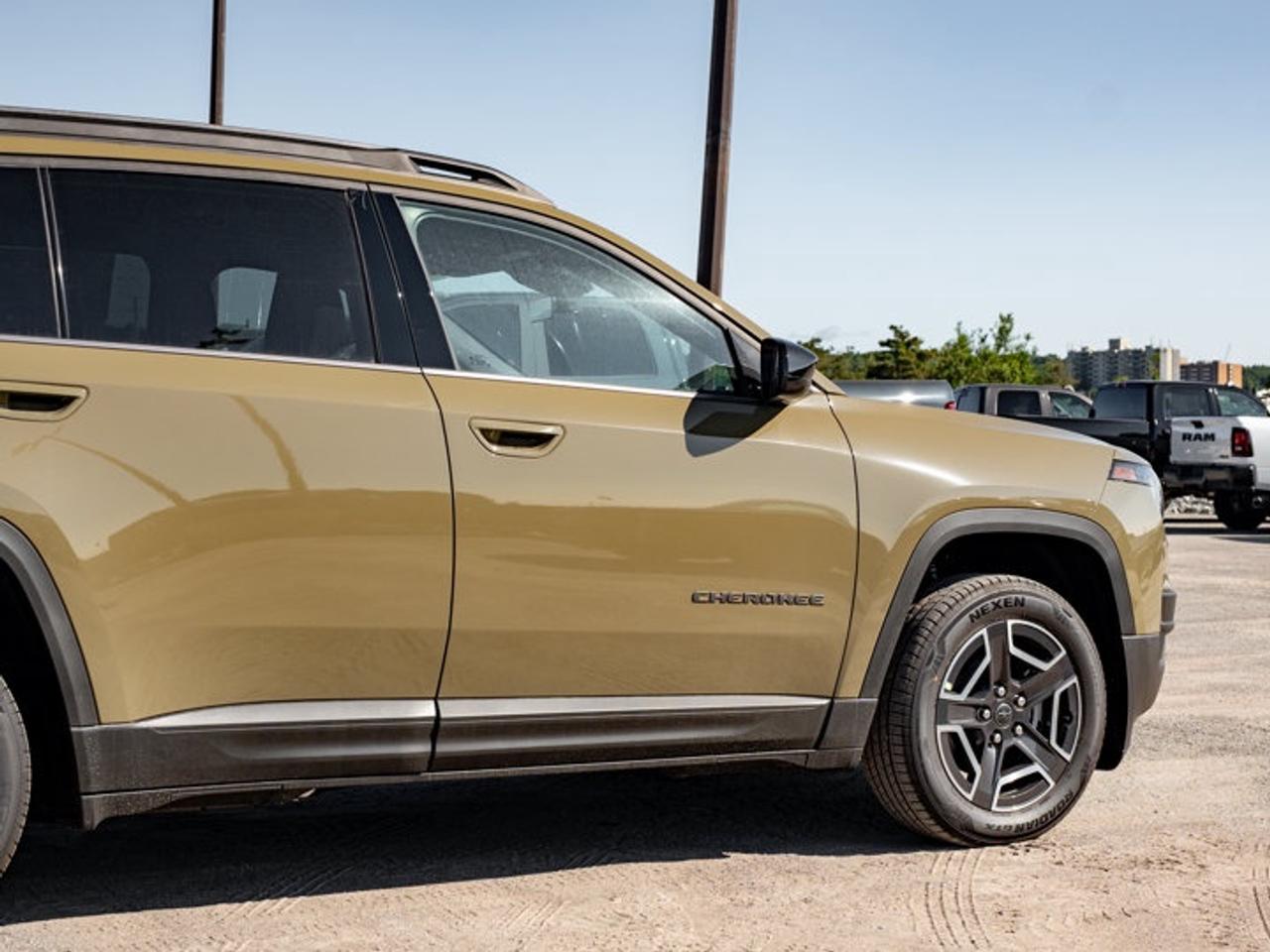 2026 Jeep Cherokee laredo Photo