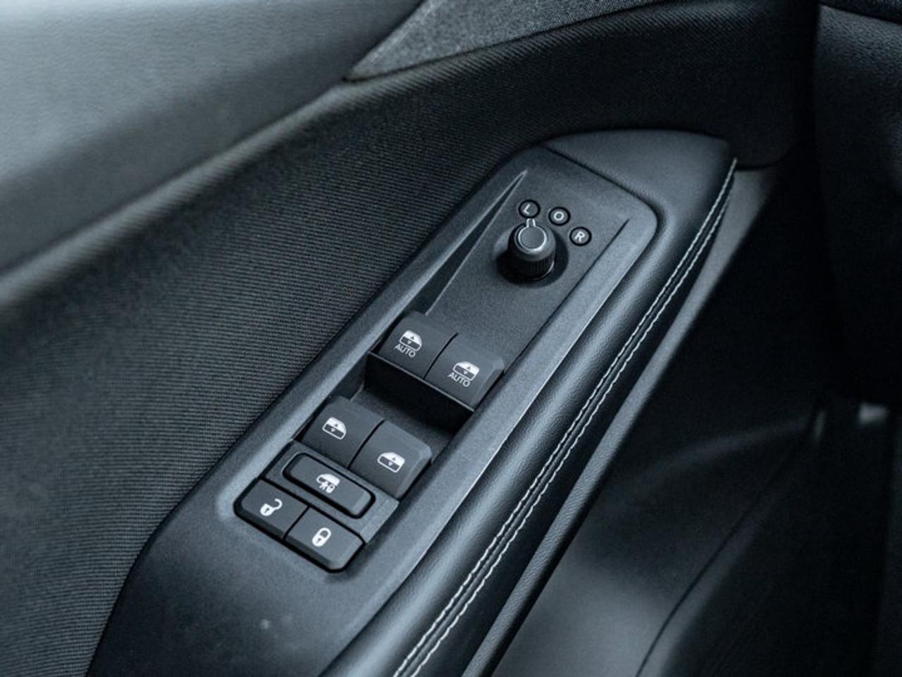 2026 Jeep Cherokee laredo Photo