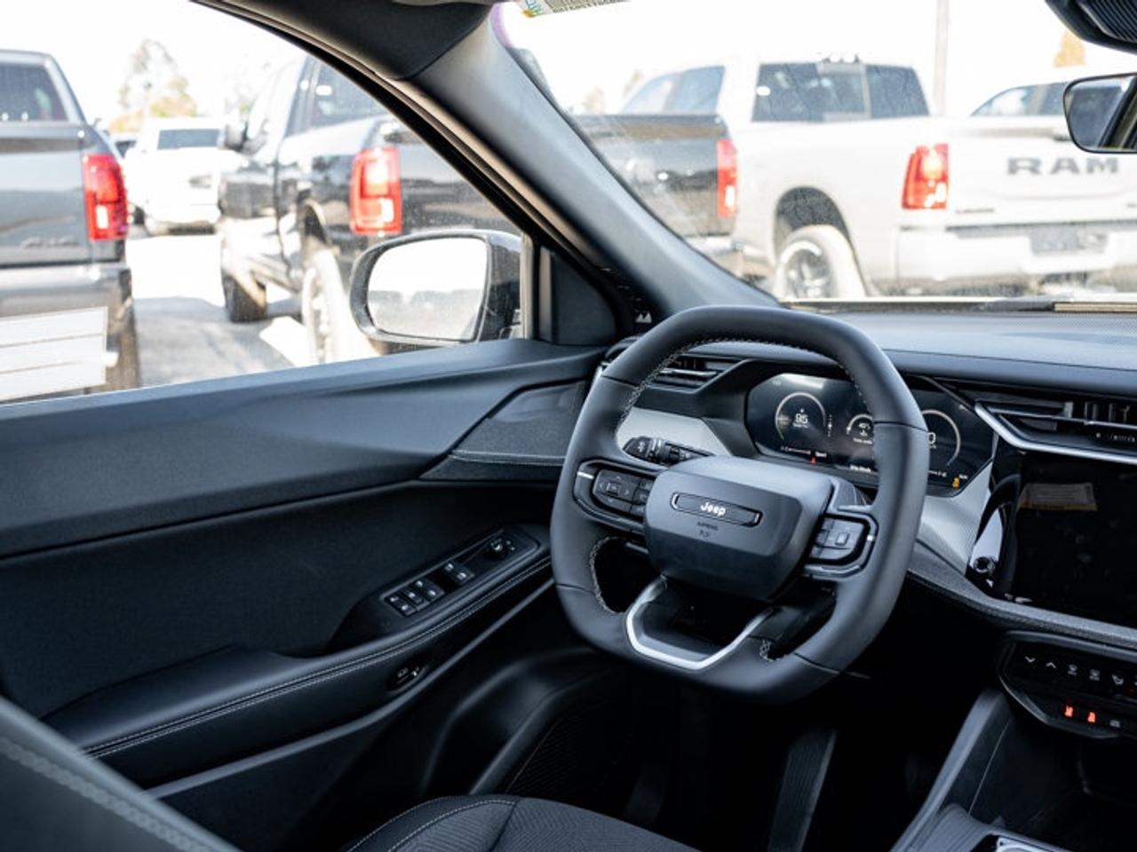 2026 Jeep Cherokee laredo Photo