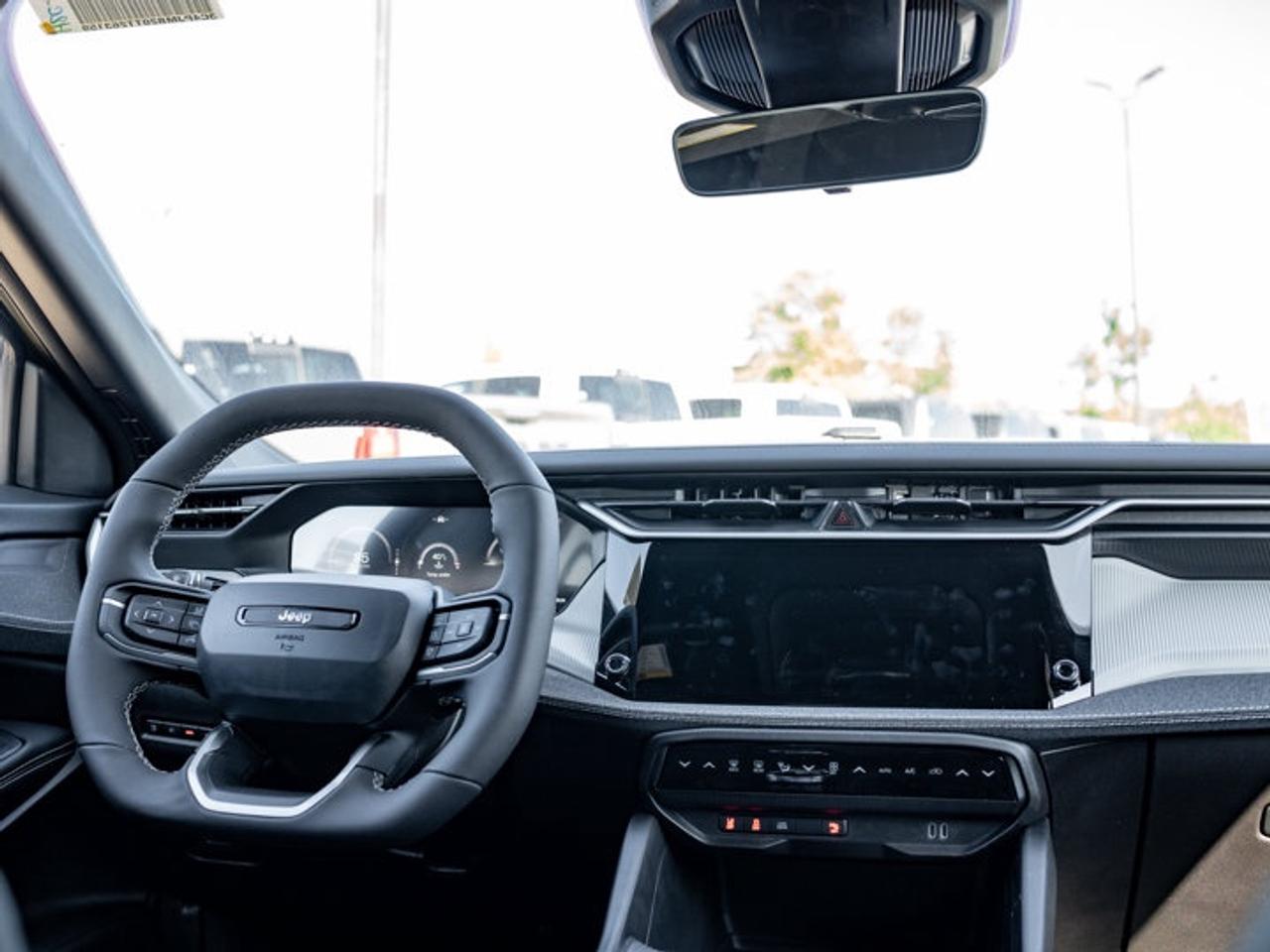 2026 Jeep Cherokee laredo Photo