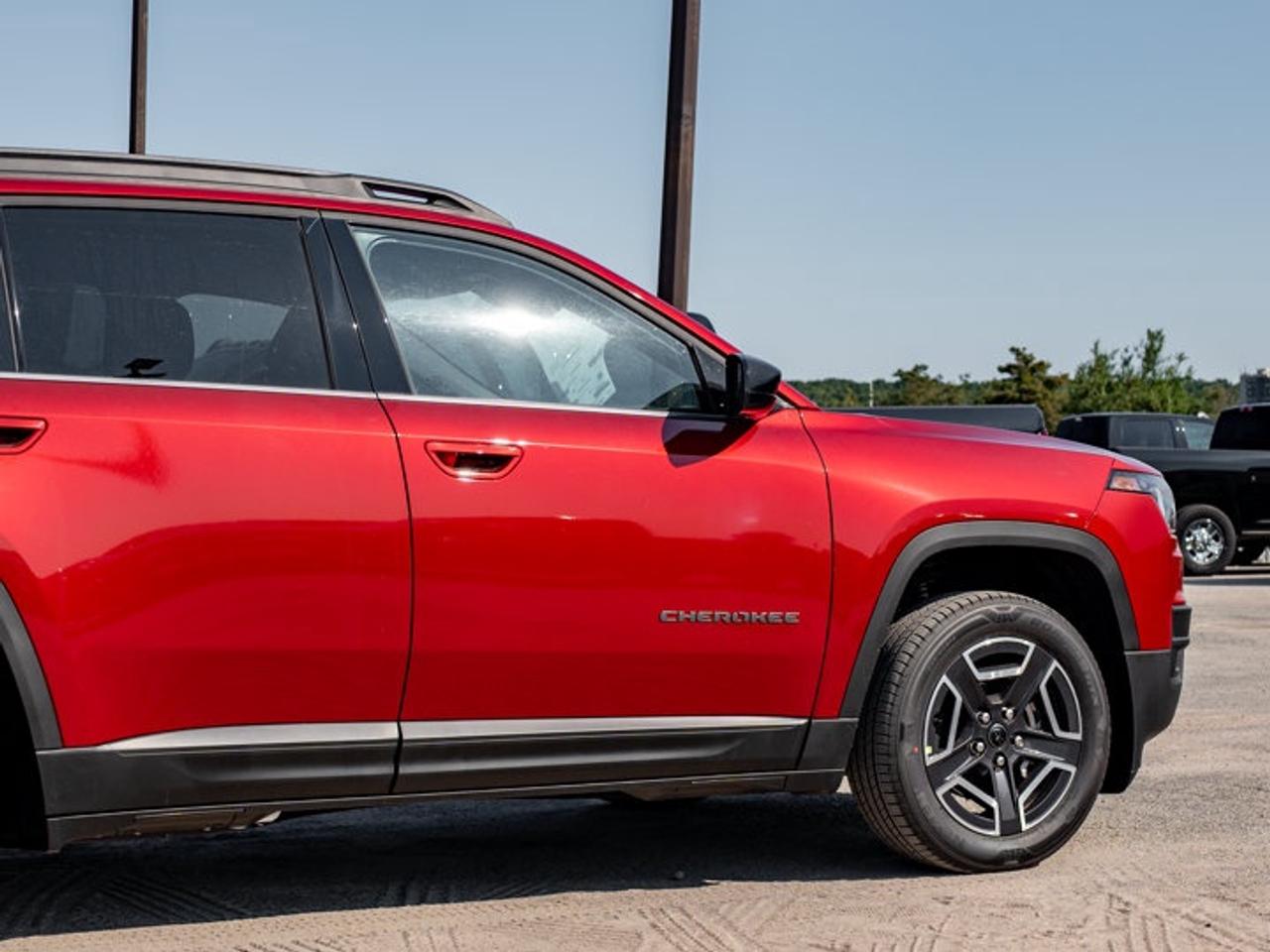 2026 Jeep Cherokee laredo Photo